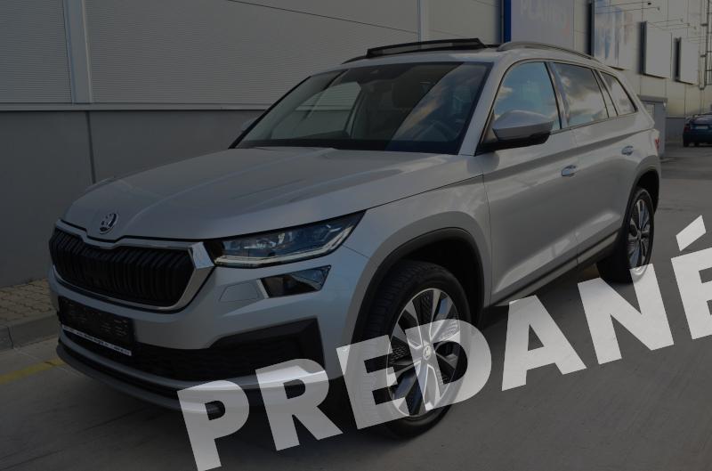 2.0 TDI DSG EVO CLEVER STYLE SCR WEBASTO PANORAMA CANTON VIRTUAL COCPIT 19ALU CRYSTAL MATRIX LED ***109.000KM***