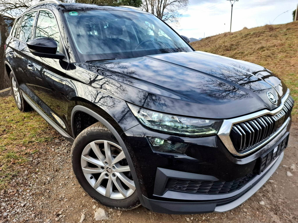 1,5 TSI Style 110kW Virtual Benzín 