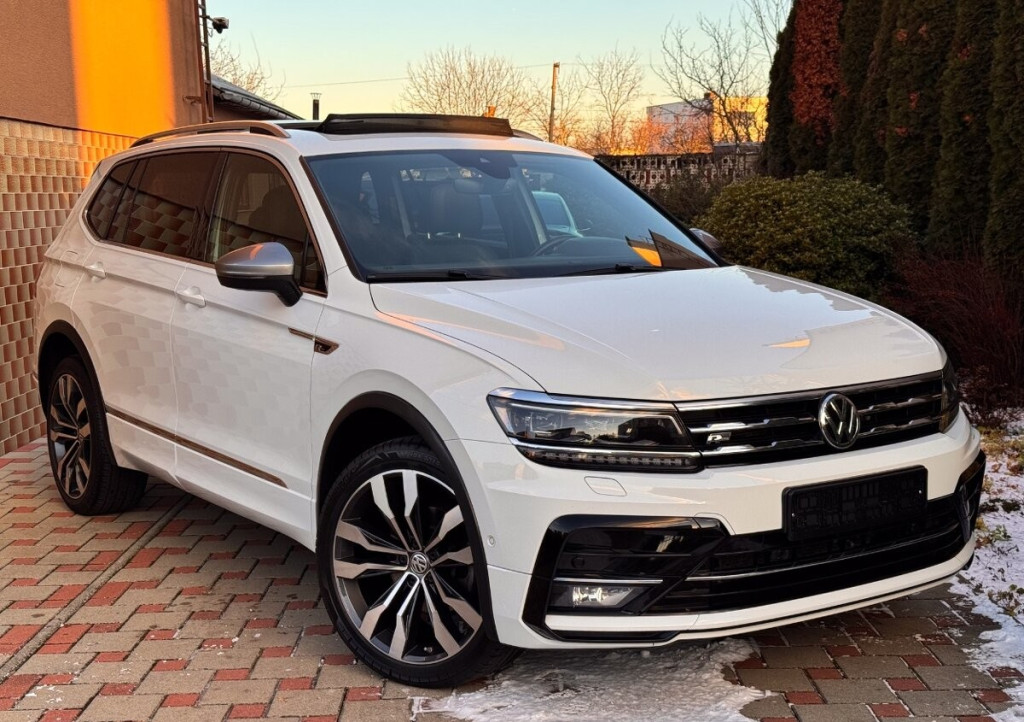 4Motion R-LINE 2.0TDI DSG, R20, Panoráma, Virtual, 7 miestne! TOP STAV!