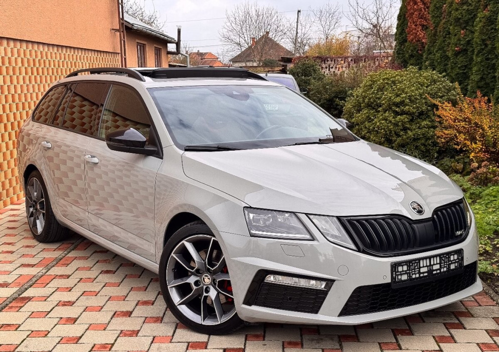  RS 2.0 TDI DSG, Panoráma, Virtual Cockpit, VRS Mode, Sezónne prezutie, Full LED, Ťažné