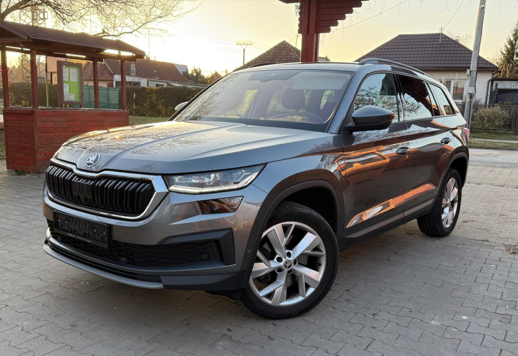 TOUR 2.0TDi 4x4 2023 DSG 147kW VIRTUAL/7MIESTNE