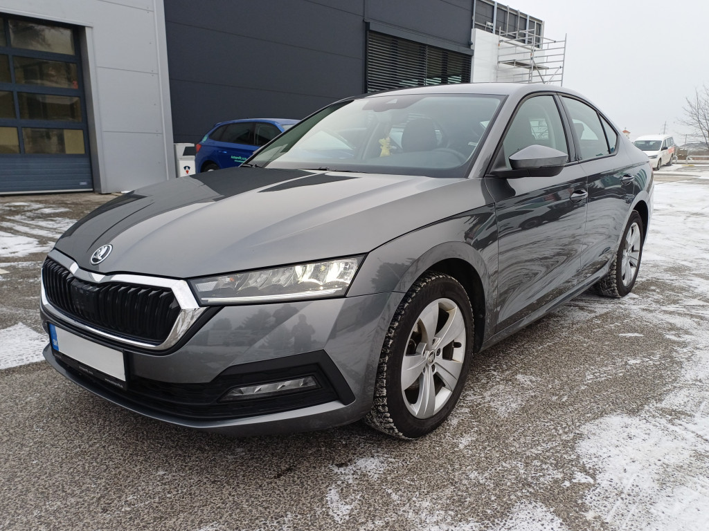 Ambition, 2.0 TDI, 110 kW, AT7, Záruka 07/28, Nízky nájazd a perfektný stav!!!