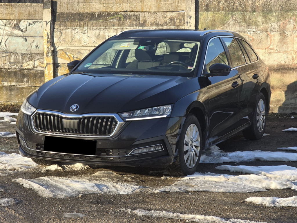 IV 2.0TDi DSG 85kW VIRTUAL/ŤAŽNÉ/MŔTVY UHOL/HUD