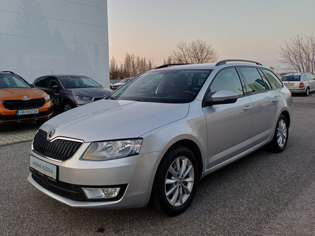 Ambition, 1.6 TDI, 81 kW, MT6, TOP stav v super cene!