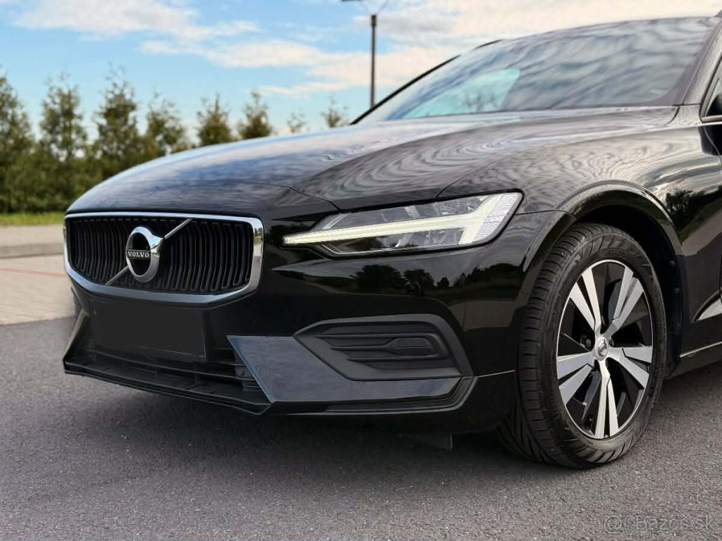 B4 145kw-MHEV-Momentum-2021-A/T