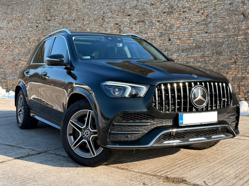 350d 4Matic (4x4) 9G Tronic, 272PS, Panoráma, Digital Dashborad, Webasto, LED Matrix, Burmester, 360° Cam. Možný odpočet DPH!