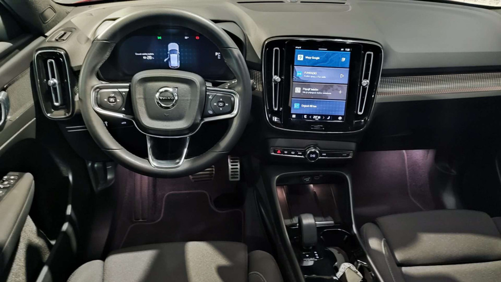 Volvo P6 170kW Recharge Plus 47.488km Odpočet DPH 