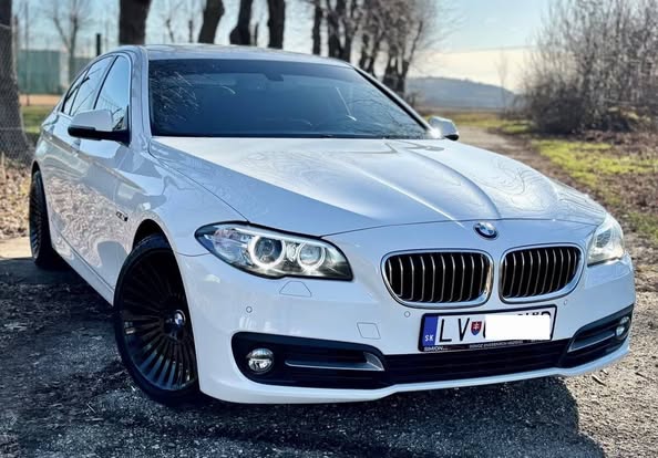 525D XDRIVE F10 A/T•80 TISÍC KM•VIRTUAL•