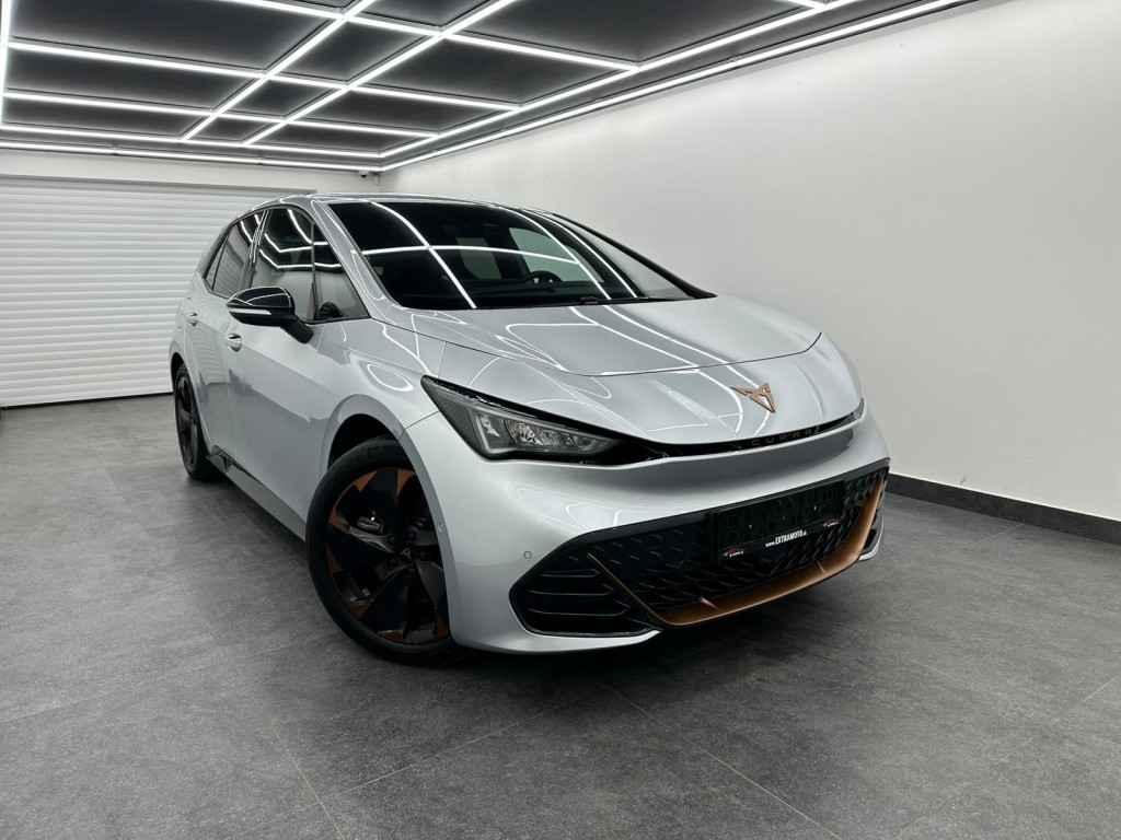 Born e-Boost 59 kWh 170kW 53.000km Odpočet DPH 