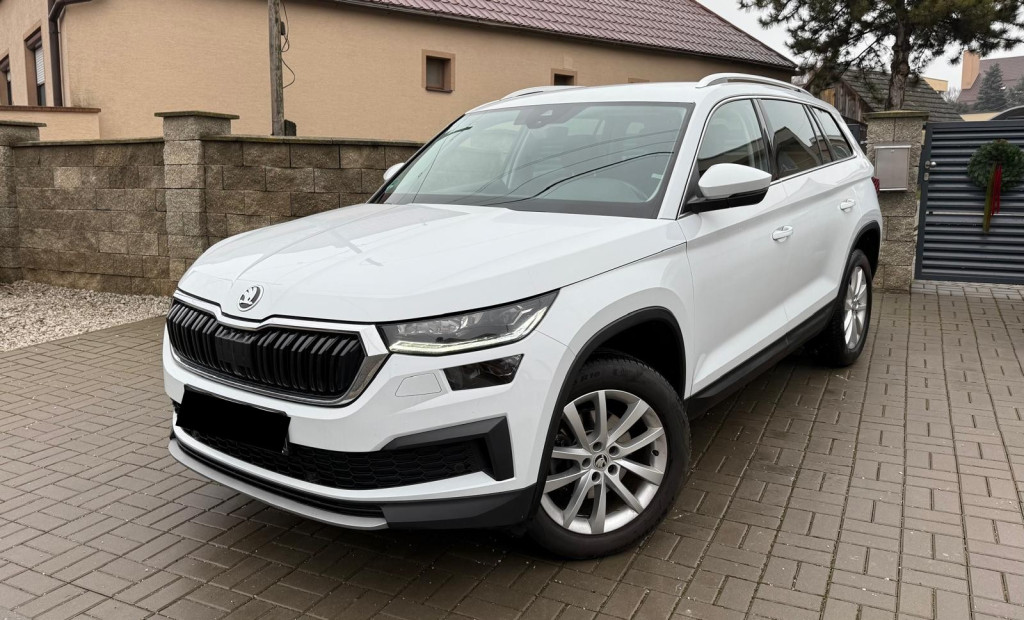2.0TDi DSG 110kW WEBASTO/ŤAŽNÉ/MATRIX/VIRTUAL