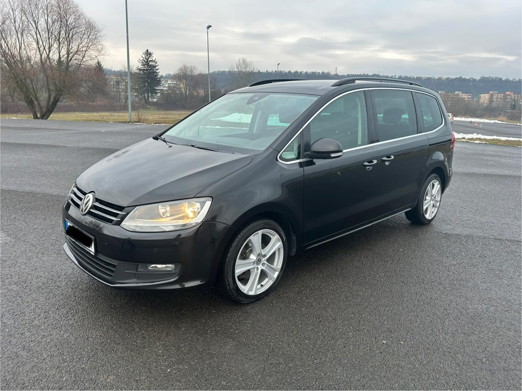 2.0 TDI Comfortline DSG, R18, 150PS, Klíma, Výhrev, Ťažné, 7 miestne prevedenie ! Nízky nájazd!